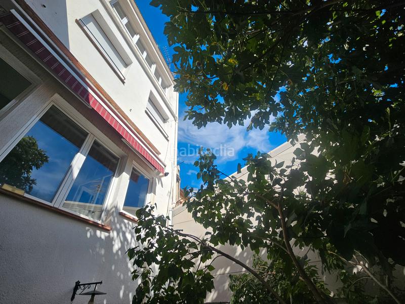 Foto a4f7aa6d-4ec2-4bba-9d60-4759215bb4ae. Casa adossada amb xemeneia calefacció aparcament a Llinars del Vallès