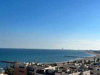 Rent Apartment in La Curva. Apartamento en alquiler en curva, 3 dormitorios.