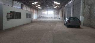 Capannone industriale in Onda. Nave industrial en venta en casco antiguo.