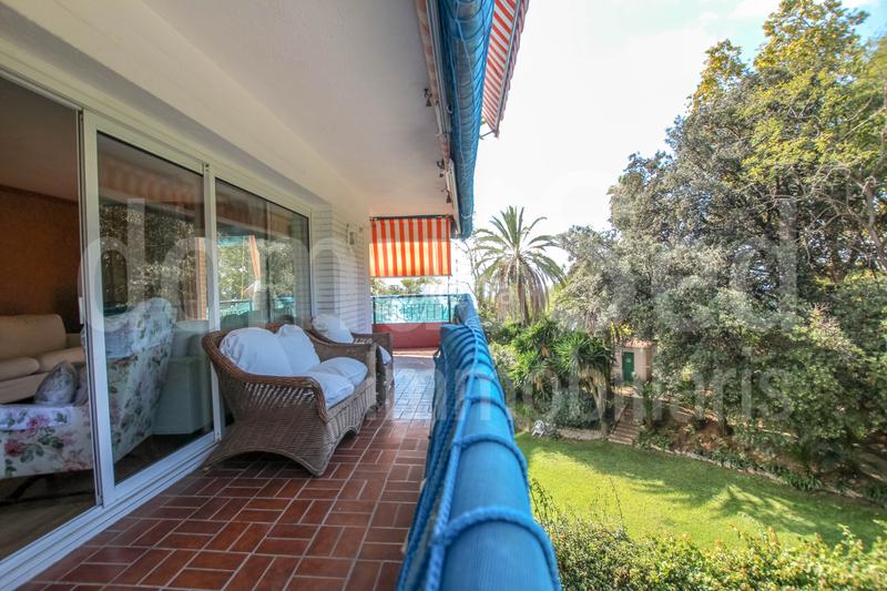 Foto 962f4191-69a1-48cc-b698-66c0065c3106. Piso precioso piso en venta de 140m2 en Bellresguard-Can Teixidó Masnou (El)