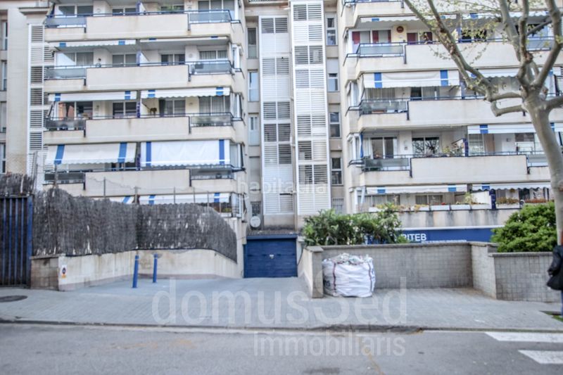 Foto 338b6f46-2651-4f9f-a7cb-dbfedb1bfb58. Aparcament cotxe a Bellresguard-Can Teixidó Masnou (El)