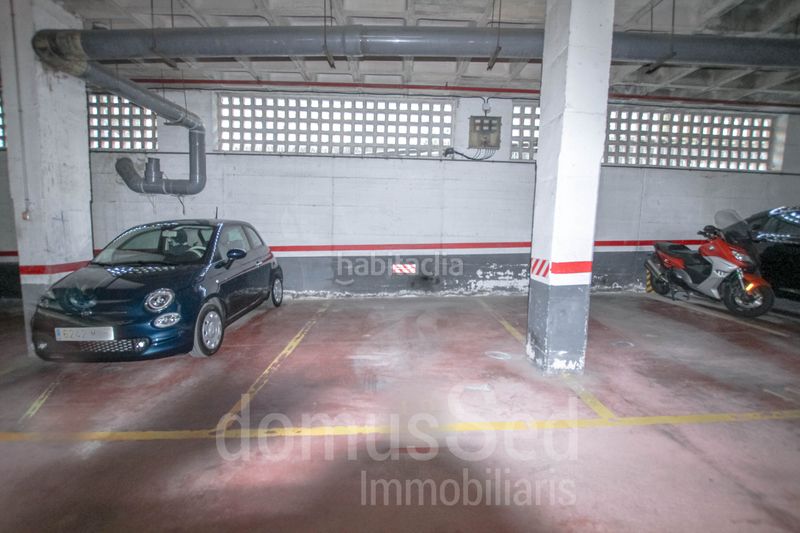 Foto ca7bed59-20ae-41ed-ba5e-ed3c6f58e35e. Aparcament cotxe a Bellresguard-Can Teixidó Masnou (El)