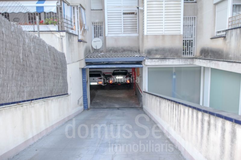 Foto d1ee5cf0-e847-4c69-96a2-890d510340b7. Aparcament cotxe a Bellresguard-Can Teixidó Masnou (El)