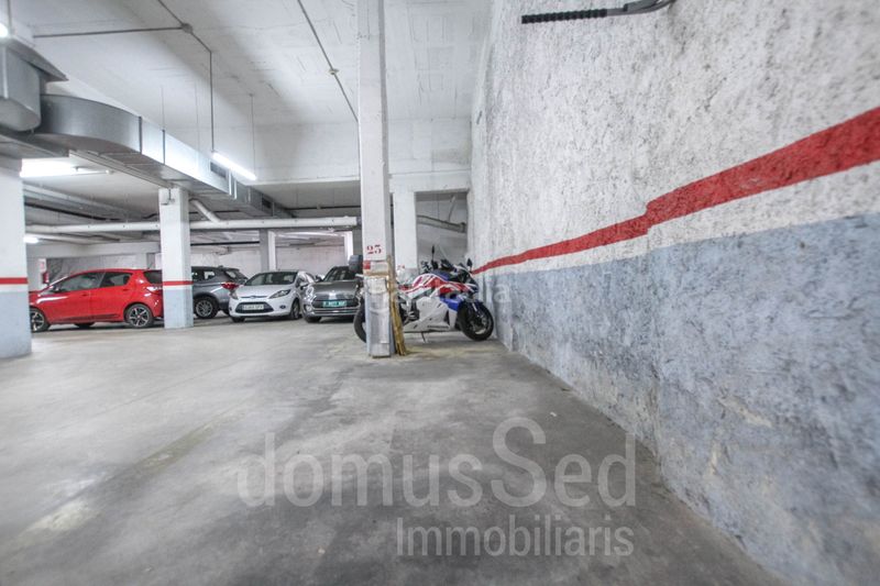 Foto 1d6a5a71-96a7-493c-8fed-f3bae7cb7c91. Aparcament cotxe a Centre Masnou (El)