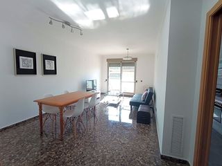 Affitto Piccolo appartamento  Avinguda d'ausiàs march. Piso estudiantes universidad