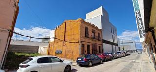Terreny residencial  Carrer major. Solar cerca del ceu