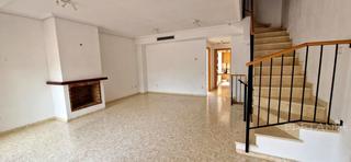 Lloguer Casa adossada  Carrer enric valor. Chalet adosado sin muebles