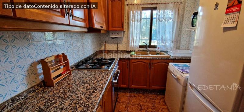 Foto cb2202a5-fd4f-4a0d-b362-8ed279c6c666. Casa chalet a la venta en Olocau