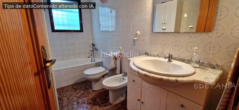 Foto d8dbf9da-83d5-4604-bab4-001d81f94767. Casa chalet a la venta en Olocau