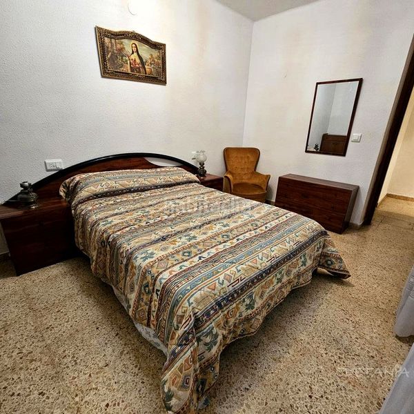 Foto 0aa6111c-a0a6-41e5-8e1d-1e39f9830dda. Planta baixa a Moncada