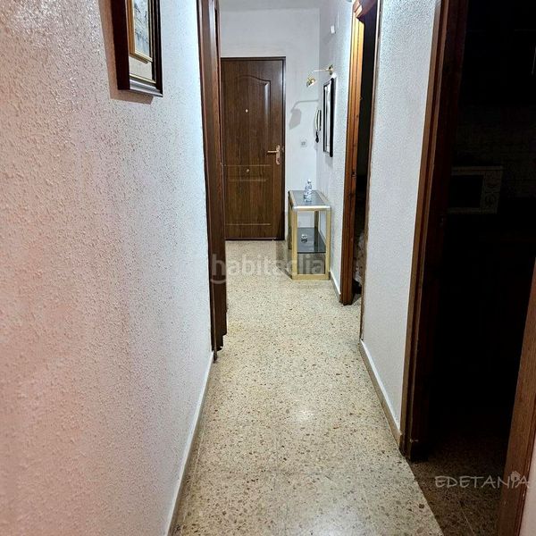 Foto 1e7dbb61-c9ff-47db-9365-abfdba9ea4af. Planta baixa a Moncada