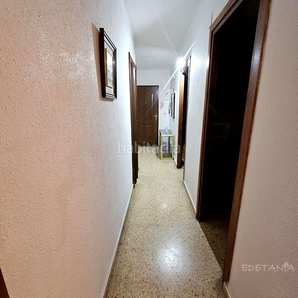 Foto 5722000b-7c58-45f3-827a-be2fb345cc72. Planta baixa a Moncada