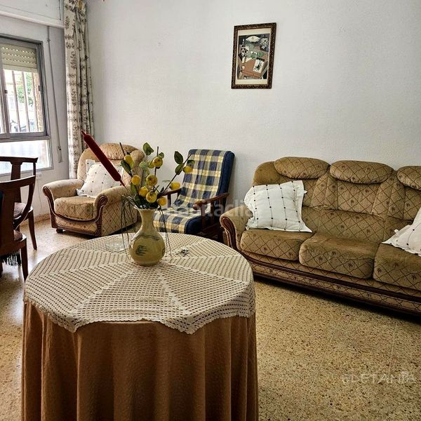 Foto a72dd192-189f-4d96-9049-1663948052a3. Planta baixa a Moncada