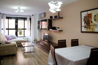Affitto Piccolo appartamento  De barcelona. Apartamento piscina estudiantes ceu