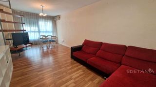 Location Appartement  Hispanitat. Piso estudiantes ceu