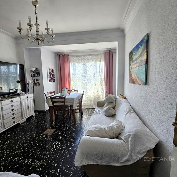 Foto f1097d26-687c-4186-b4bd-88146996a34d. Pis a Morvedre Valencia