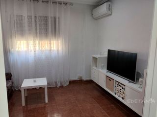 Rent Ground floor  Calle de barcelona. Piso alquiler estudiantes