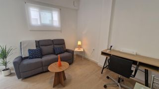 Rent Studio  Calle algemesí. Apartamento para estudiantes del ceu en moncada