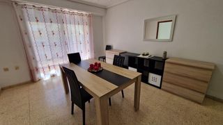 Location Appartement  Calle badia. Apartamento estudiantes ceu