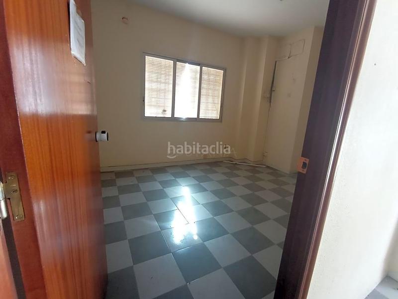 Foto 0ffba466-d84c-4306-9878-7fa3c55217b8. Location local commercial dans Moncada