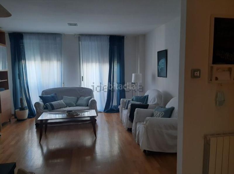 Foto fc7537af-69d3-4fd0-bb37-8e1cdefc929f. Flat with heating parking in Llombai Burriana