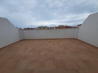 Etagenwohnung en Centro. Piso en venta en pueblo, 2 dormitorios.