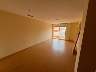 Pis a Cabanes. Piso en venta en cabanes, 3 dormitorios.