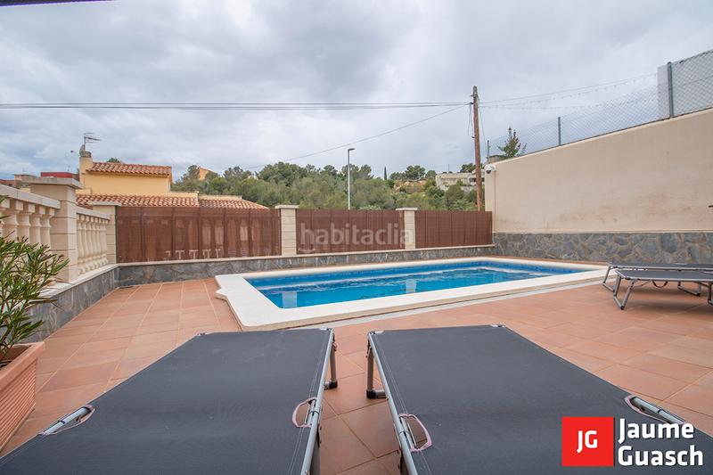 Foto 66625b61-134f-49f2-90e9-a6b6cfa1172a. Chalet con camino riscaldamento parcheggio piscina in Roda de Barà