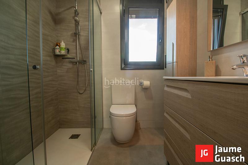 Foto 6c1daa46-3d60-4ec1-bb42-b5ac3b8d9ce2. Casa pareada  con piscina en Creixell
