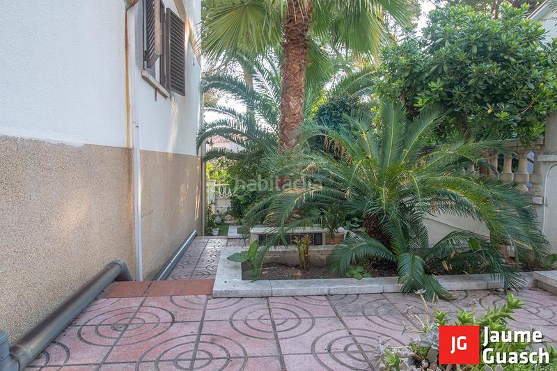 Foto ed5486bd-6438-4cfa-99cc-2fc3328f505d. Casa adosada amplia casa con jardín en Els Munts en Torredembarra