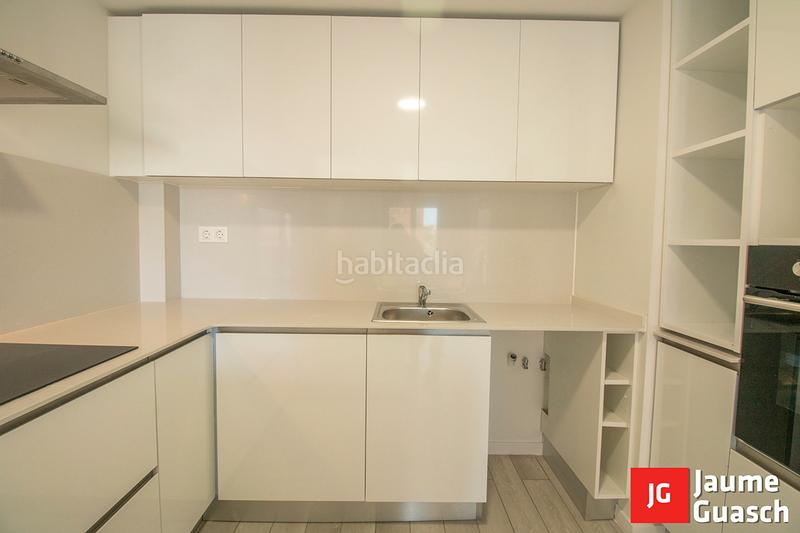 Foto 4d792b10-f61d-4001-a661-b3dc53c55bbf. Ático piso con parquing y trastero en el centro en Torredembarra