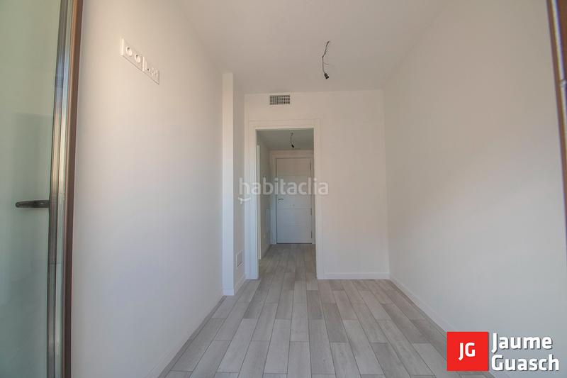 Foto b6bd48eb-0a25-4b41-a913-2117b50e1f92. Ático piso con parquing y trastero en el centro en Torredembarra