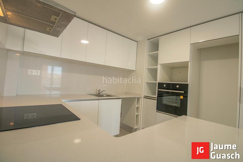 Foto efed52fc-ed91-4952-bd1f-80c46a08b113. Ático piso con parquing y trastero en el centro en Torredembarra