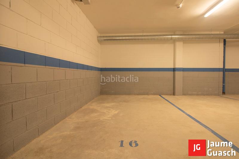 Foto fba41d30-ca41-42ad-9b55-4fe07da25a9f. Ático piso con parquing y trastero en el centro en Torredembarra