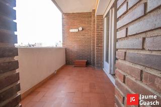 Appartement à Carrer de lleida 13. En el centro de torredembarra con 3 habitaciones!