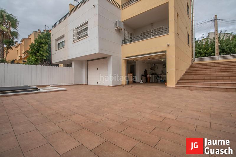 Foto 30122c76-87e8-4c1b-a928-9157f281d7ef. Towny house with heating parking pool in Els Munts Torredembarra