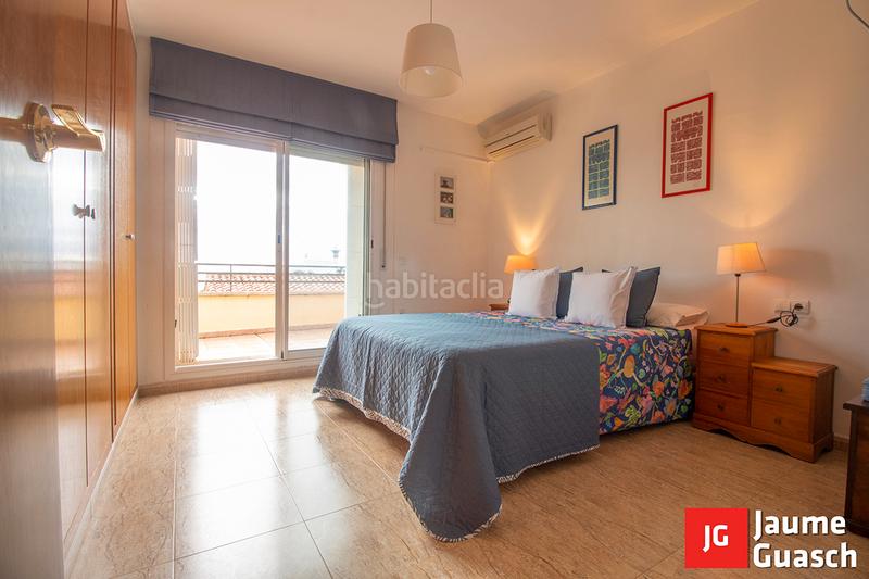 Foto 441bc3ec-834d-4db5-924e-e3c496cd4fe5. Towny house with heating parking pool in Els Munts Torredembarra