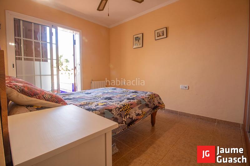 Foto b3501084-3e38-4f75-8431-c7be6b3e2c09. Reihenhaus mit kamin heizung in Marítima Nord Torredembarra