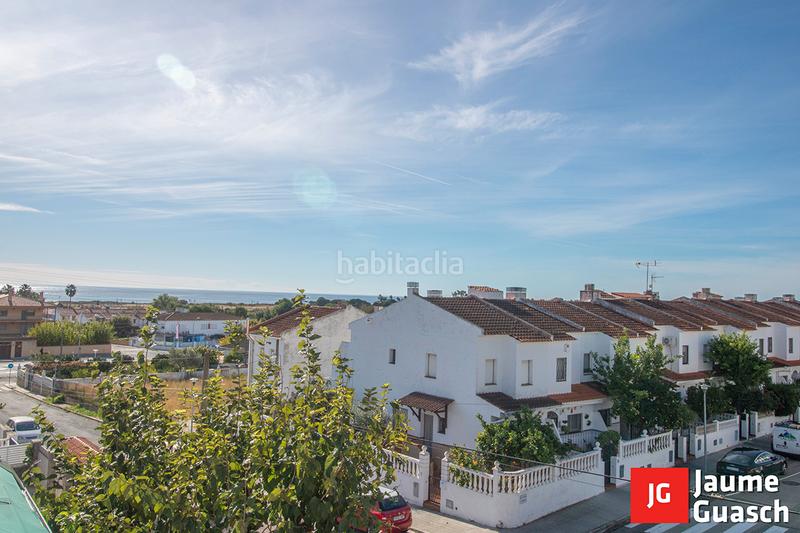 Foto ba0b6177-fdda-498a-a763-44a6d36aa304. Reihenhaus mit kamin heizung in Marítima Nord Torredembarra