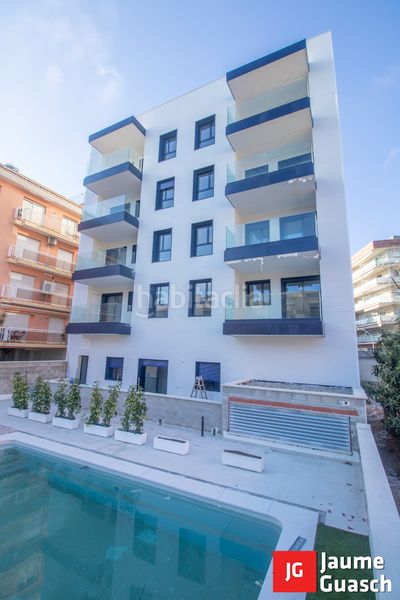 Foto 42a764c0-11f7-4d52-b753-6dcd8cddd958. Àtic amb calefacció piscina a Centre Torredembarra