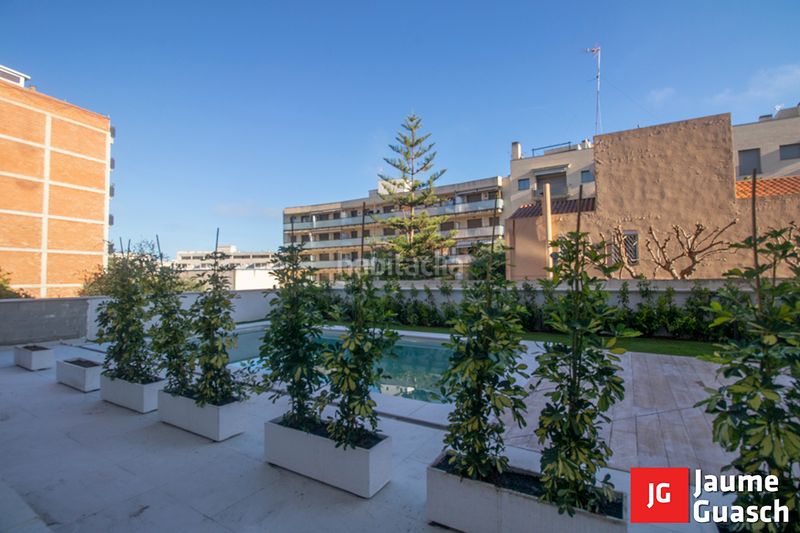 Foto 859d299c-8ad1-4dec-a501-074bdd079ea7. Àtic amb calefacció piscina a Centre Torredembarra