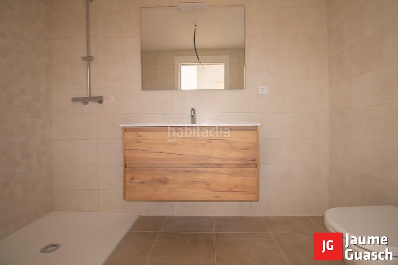 Foto 91444eff-0f55-49f8-af81-15faf6821604. Àtic amb calefacció piscina a Centre Torredembarra