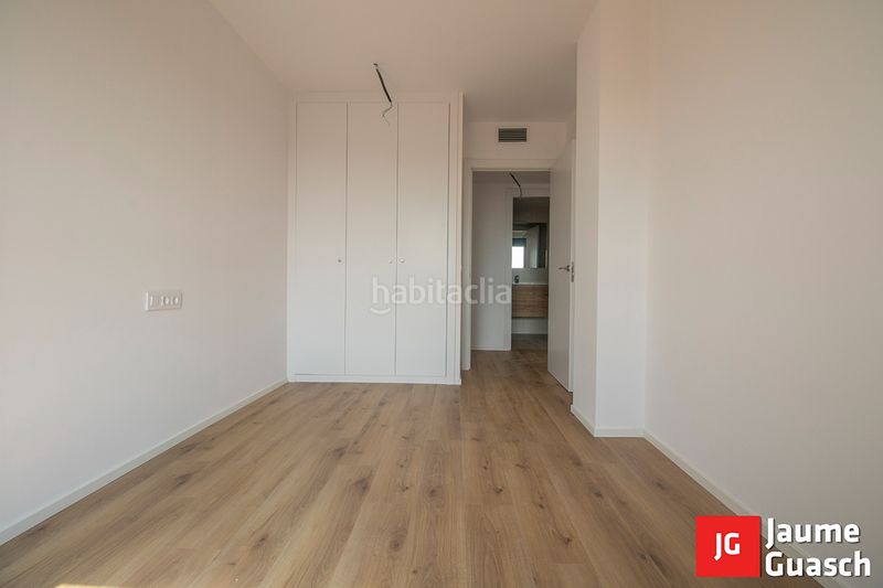 Foto a29305c4-3d55-411f-90e0-5ff8d73078ea. Àtic amb calefacció piscina a Centre Torredembarra