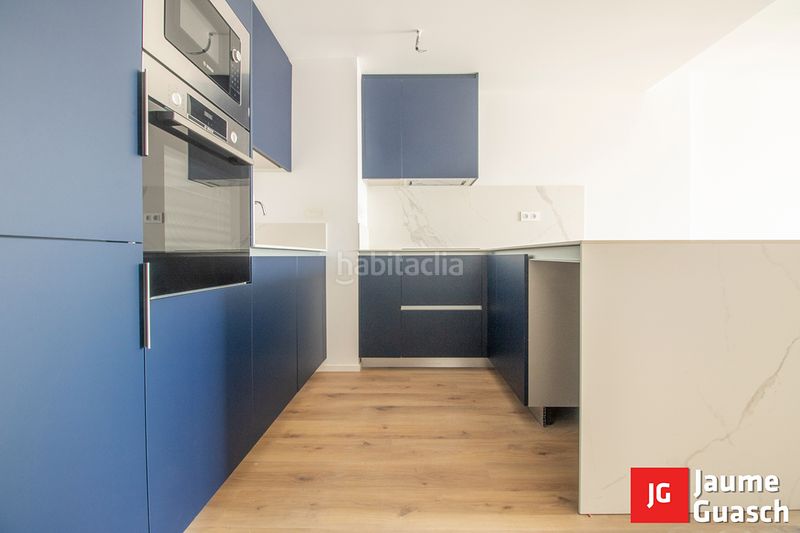 Foto bfc7d642-af43-4de5-b1d6-d807ba8e8c15. Àtic amb calefacció piscina a Centre Torredembarra