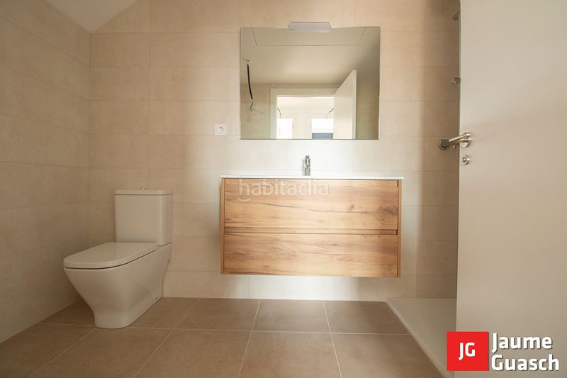 Foto e78a102a-6ac5-44f2-a24a-39db3d880504. Àtic amb calefacció piscina a Centre Torredembarra