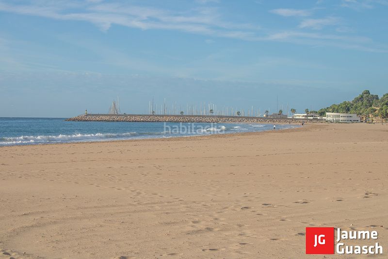 Foto a713773f-e551-41d5-83e7-58b3c30e16bf. Pis a Barri Marítim Torredembarra