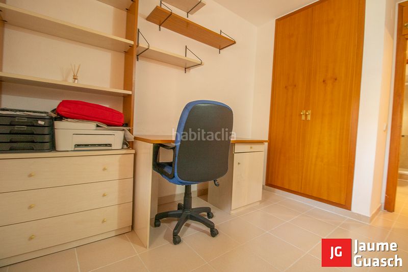 Foto 0e10d163-d876-4c42-8571-e694f629b8ec. Pis amb calefacció aparcament a Centre Torredembarra