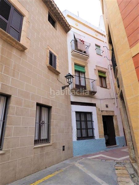 Foto fcbe73ee-d222-47ec-8271-bc30fb5d0ca1. Masía casa de pueblo junto a la iglesia en Centre Torredembarra