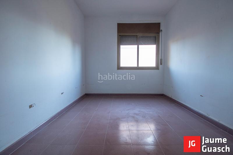 Foto 1f79fbf3-0dfe-4bc3-8d52-4c40423bc568. Chalet en carrer farigola 8 chalet independiente en Pobla de Montornès (La)