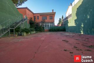 Chalet à Carrer farigola 8. Chalet independiente